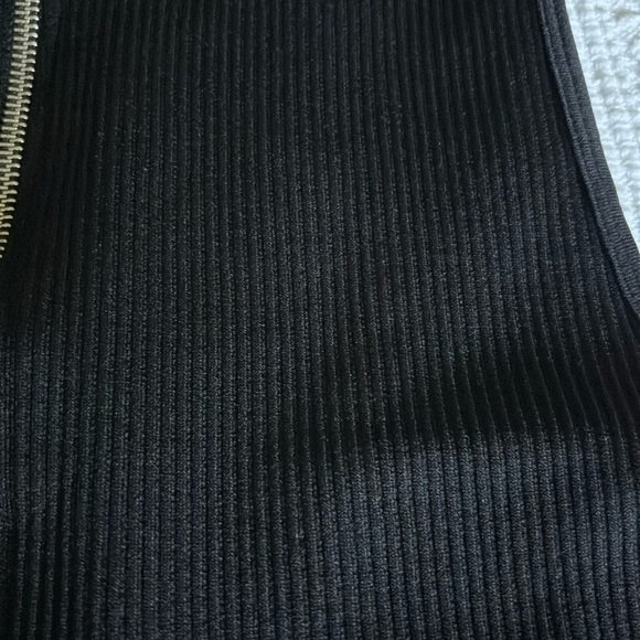 174 - Zip Up Ribbed Tank - Picture 3 of 6